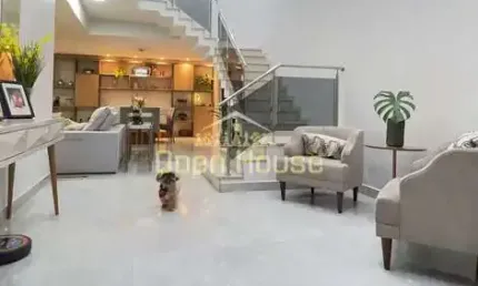 Casa de Alto Padrão à Venda no Jardim Belvedere, Volta Redonda | 3 Suítes, Piscina e Sistema de Cas