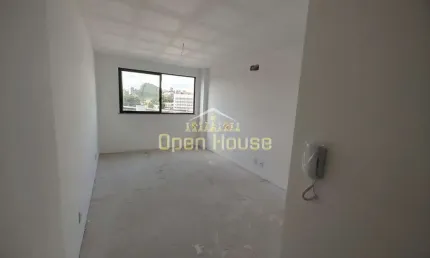 Sala comercial com 1 sala para alugar no Aterrado, Volta Redonda 