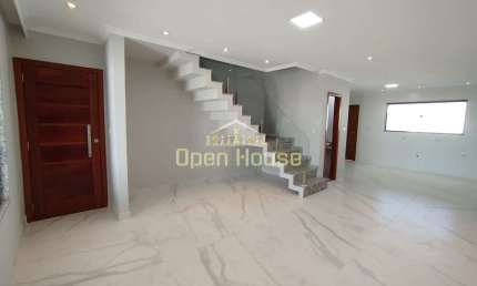 Casa de Alto Padrão com 3 Suítes, Área Gourmet e Quintal no Residencial Alvorada – Jardim Belvedere