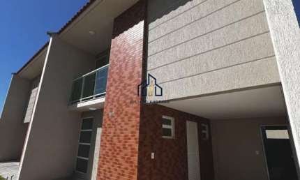 •Hidromassagem •Suíte •Closet •Home Office •2 Vagas Garagem •Churrasqueira •Terreno privativo fundos...