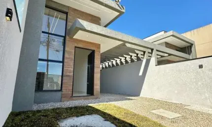 Casa no Costeira próximo a entrada do Caminho do Vinho