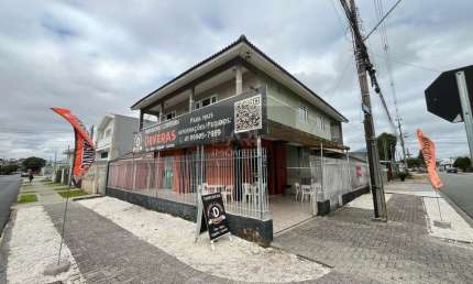 Sobrado Residencial e Comercial à venda no bairro Sitio Cercado em Curitiba -PR