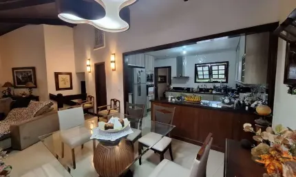 Casa em condomínio fechado com 4 quartos à venda na Rua Ponte de Tábuas, Mar do Norte, Rio das Ostras, 700 m2 por R$ 1.050.000