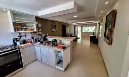 Casa em condomínio fechado com 3 quartos à venda na Rodovia Prefeito José Bicudo Jardim, 18, Serramar, Rio das Ostras, 360 m2 por R$ 450.000