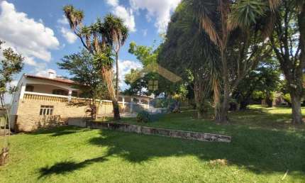 Chácara p/ Venda c/ 5.285 m² de Terreno, 3 Casas Amplas, Espaço Gourmet, Pomar, Piscina - Ivoturucaia - Jundiaí/SP