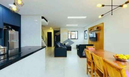 Casa Casa à Venda em Condomínio c/ 163 m², 3 Suítes, 4 Banheiros, 1Vaga - Espaço com Churrasqueira e Piscina- Reserva da Mata - Jundiaí/SP