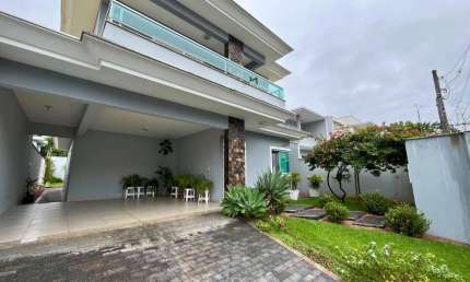Casa com 4 quartos à venda na Wilibaldes Silveira de Souza, 320, Jardim Sofia, Joinville por R$ 1.250.000