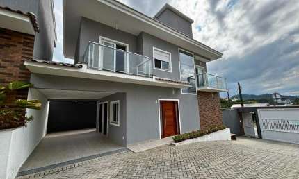 Casa em condomínio fechado com 3 quartos à venda na Rua Cristóvão Colombo, 135, Floresta, Joinville por R$ 790.000