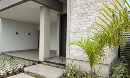 Casa em Condomínio para Venda em Cuiabá, 23 de Setembro, 3 dormitórios, 3 suítes, 5 banheiros, 2 vagas