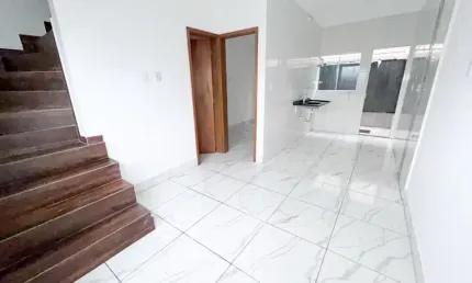 Excelente Sobrado à Venda no Parque das Américas Praia Grande/SP