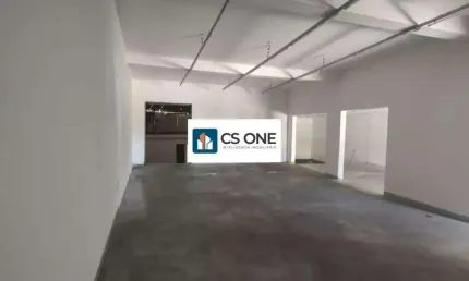Salão para aluguel Vila Alto de Santo André 362,5 m² 1 wc