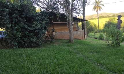 SÍTIO COMPLANTIO DE CAFÉ E BANANA NA REGIÃO DE SÃO SEBASTIÃO DO PARAISO-MG