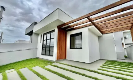 Casa com 3 quartos à venda na T-5, 58, Forquilhas, São José