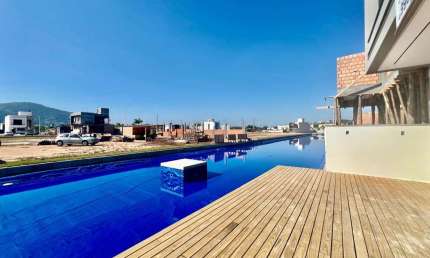 Casa em Santa Catarina, Biguaçu, Av.Deltaville, 301. 3 Banheiros