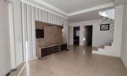 Casa com 3 quartos à venda na Rua Dorvalina Rodrigues da Silva, 5, Forquilhas, São José
