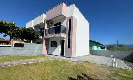 Casa com 2 quartos à venda na Rua Santarem, 77, Praia do Sonho, Palhoça