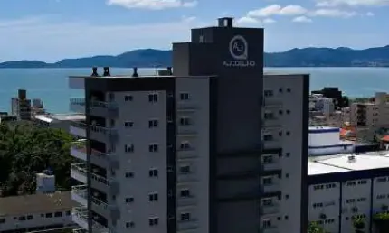 Apartamento com 2 quartos à venda na Rua José Victor da Rosa, 181, Barreiros, São José