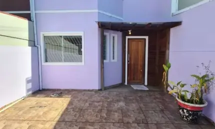 Casa com 2 quartos à venda na Rua Valmira da Silva, 169, Forquilhas, São José