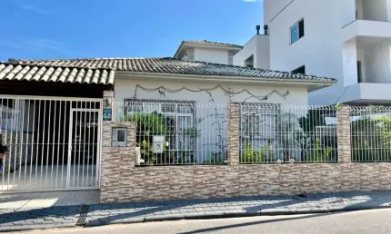 Casa com 4 quartos à venda na Rua José Leonidio Vieira, Passa Vinte, Palhoça