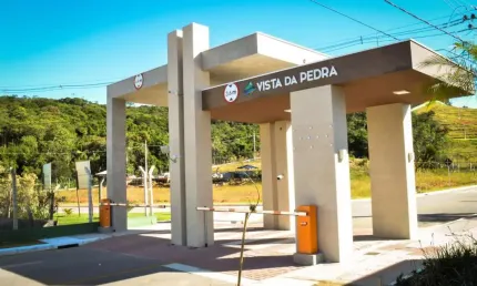 SEJA DONNO DESSE TERRENO EM CONDOMINÍO FECHADO EM FORQUILHAS