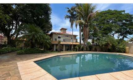 Chácara à venda de porteira fechada com 2.500 m2 de terreno, 5 quartos, piscina - Condomínio Beira Rio em Ribeirão Preto/Jardinópolis