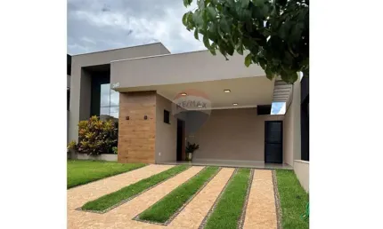 Casa de 3 quartos em Condomínio no Recreio das Acácias em Ribeirão Preto.