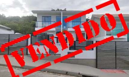 Casa com 3 quartos à venda na Rua Vereador Arthur Mariano, 456, Potecas, São José por R$ 450.000