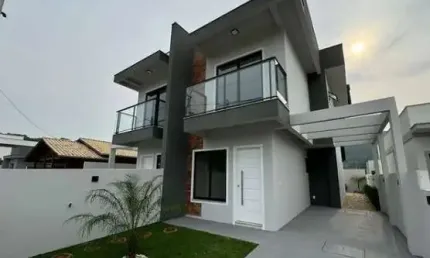 Casa com 2 quartos à venda na Travessa Osny Ubaldo Correia, 15, Forquilhas, São José por R$ 550.000