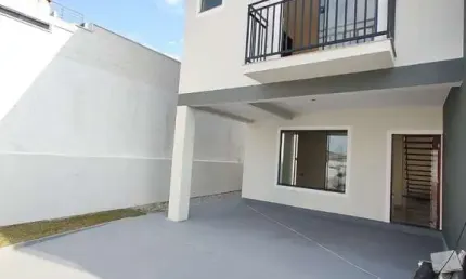 Casa com 3 quartos à venda na Rua João Sandim, 9898, Ipiranga, São José por R$ 620.000