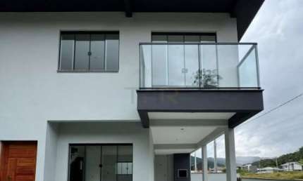 Casa com 3 quartos à venda na Travessa Judith Maria Maciel, 2339, Forquilhas, São José por R$ 580.000