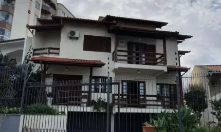 Casa com 4 quartos à venda na Rua Tenente Joaquim Machado, 12, Capoeiras, Florianópolis por R$ 1.450.000