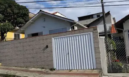 Casa com 3 quartos à venda na albino rocha, 8877, bela vista, são josé por r$ 650.000