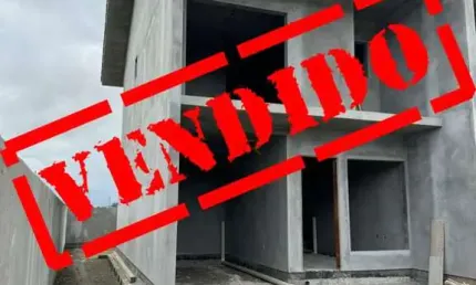 Casa com 2 quartos à venda na Rua Francisco Antônio da Silva, 877, Sertão do Maruim, São José por R$ 560.000
