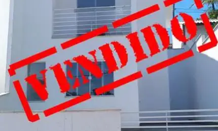 Casa com 2 quartos à venda na Rua Valdir José Mariano, 8999, Potecas, São José por R$ 390.000