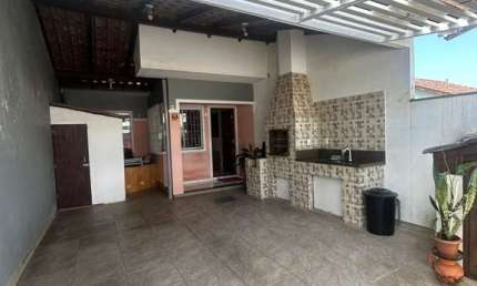 Casa com 2 quartos à venda na Rua Gleci Dias Carneiro, 567, Bela Vista, Palhoça por R$ 295.000