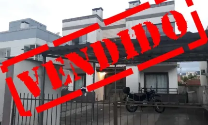Apartamento com 2 quartos à venda na Rosa, 567, São Sebastião, Palhoça por R$ 210.000