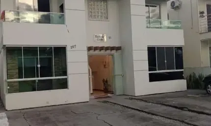 Apartamento com 2 quartos à venda na Rua Alcino Navegantes Moreira, 21, Barra do Aririú, Palhoça por R$ 270.000