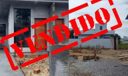 Casa com 2 quartos à venda na Rua Leoni Pamplona, 34, Bela Vista, Palhoça por R$ 350.000