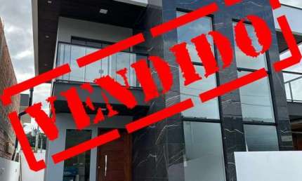 Casa com 2 quartos à venda na Travessa dos Cardeais, 23, Forquilhas, São José por R$ 446.000