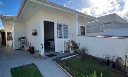 Casa com 2 quartos à venda na Ivo Teófilo Amorim, 451, Forquilhas, São José por R$ 371.000