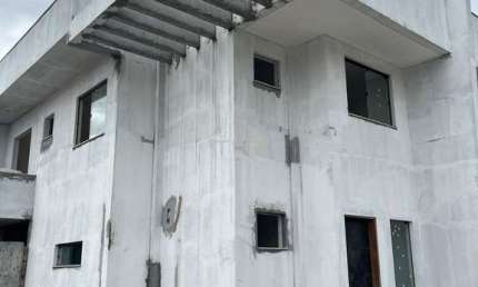 Casa com 3 quartos à venda na Rua Doutor Jayme Antunes Maciel, 478, Forquilhas, São José por R$ 515.625
