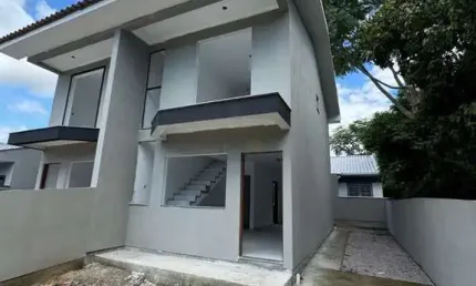 Casa com 2 quartos à venda na Rua Leoni Pamplona, 4500, Bela Vista, Palhoça por R$ 550.000