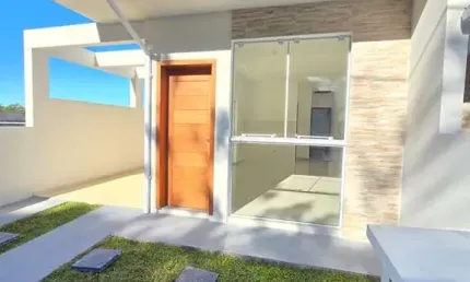 Casa com 2 quartos à venda na Nazareno de Oliveira Alves, 3099, Forquilhas, São José por R$ 365.000