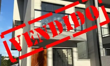 Casa com 2 quartos à venda na Rua Valdir José Mariano, 2112, Potecas, São José por R$ 485.000