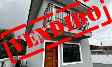 Casa com 2 quartos à venda na Rua José Onofre Pereira, 5677, Bela Vista, Palhoça por R$ 410.000