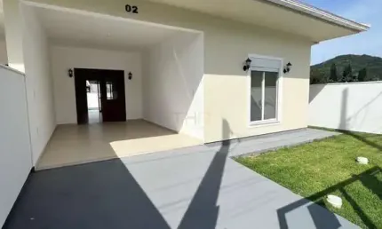 Casa com 3 quartos à venda na Rodovia BR-101, 21, Praia de Fora, Palhoça por R$ 650.000