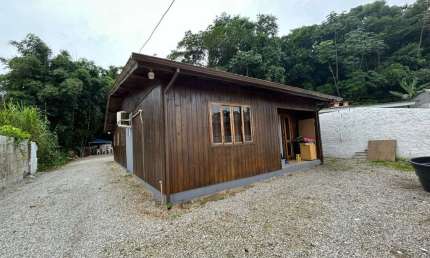 Casa com 5 quartos à venda na Rua Vereador Arthur Mariano, 8100, Potecas, São José por R$ 800.000
