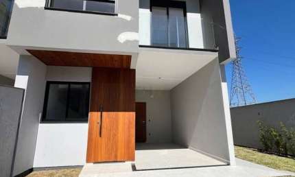 Casa com 3 quartos à venda na Rua Luca, 88, Pagani, Palhoça por R$ 719.000
