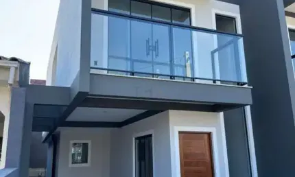 Casa com 2 quartos à venda na menina débora novaes, 545, forquilhas, são josé por r$ 570.000