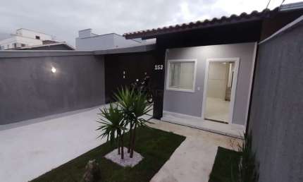 Casa com 2 quartos à venda na Manasses, 9833, Barra do Aririú, Palhoça por R$ 335.000